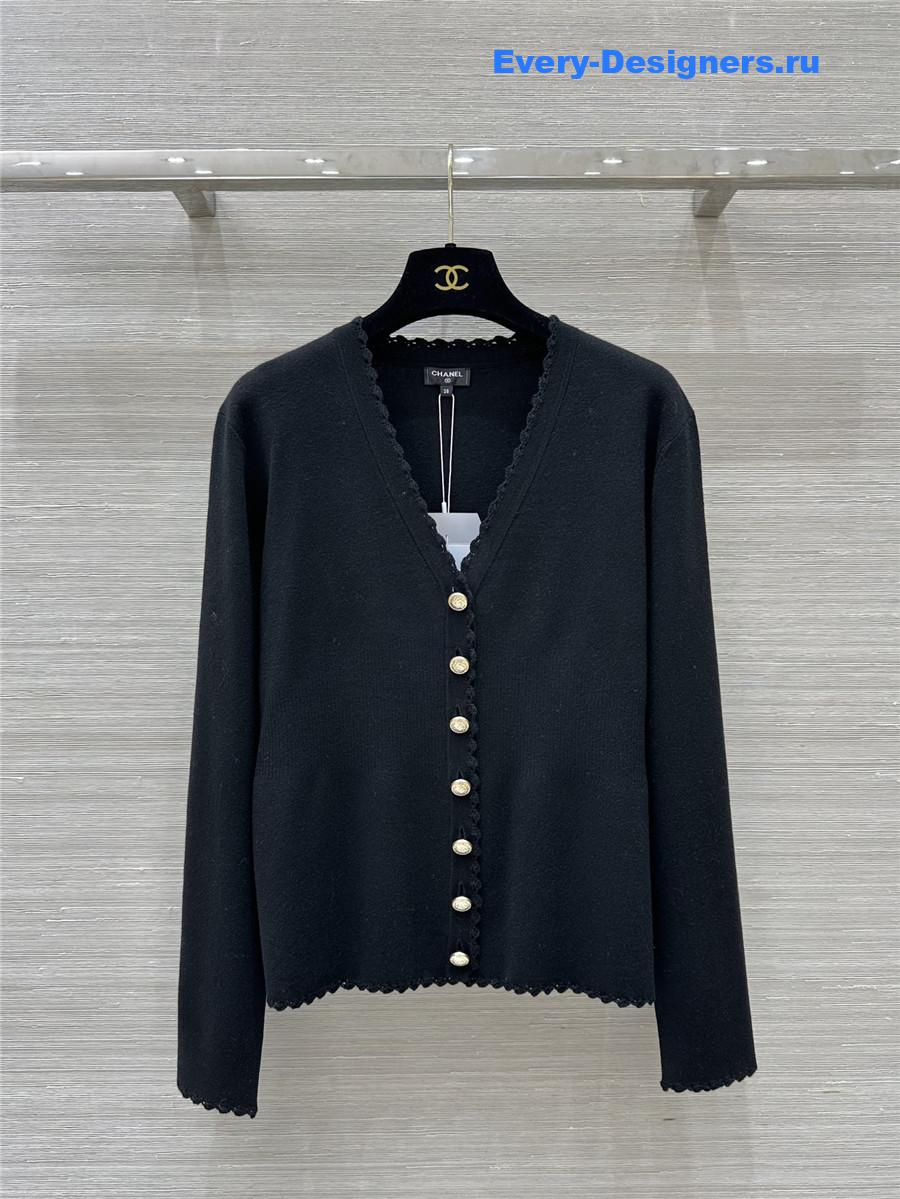 Ch**el v-neck crochet-trim cardigan in black