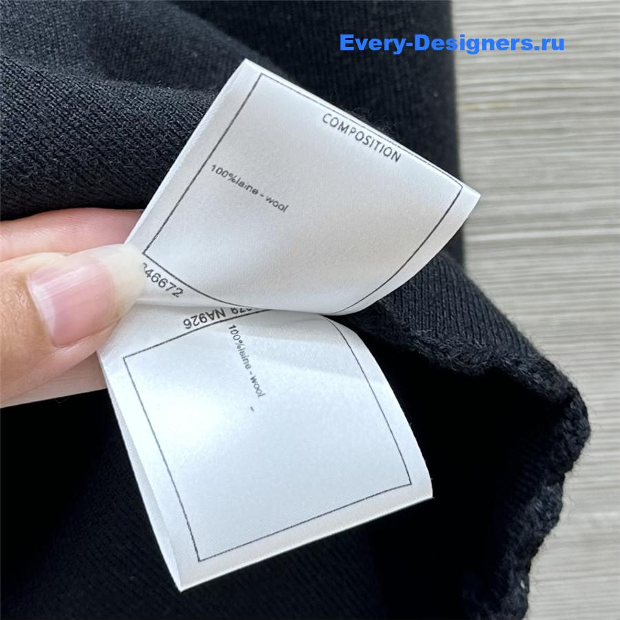 Ch**el v-neck crochet-trim cardigan in black