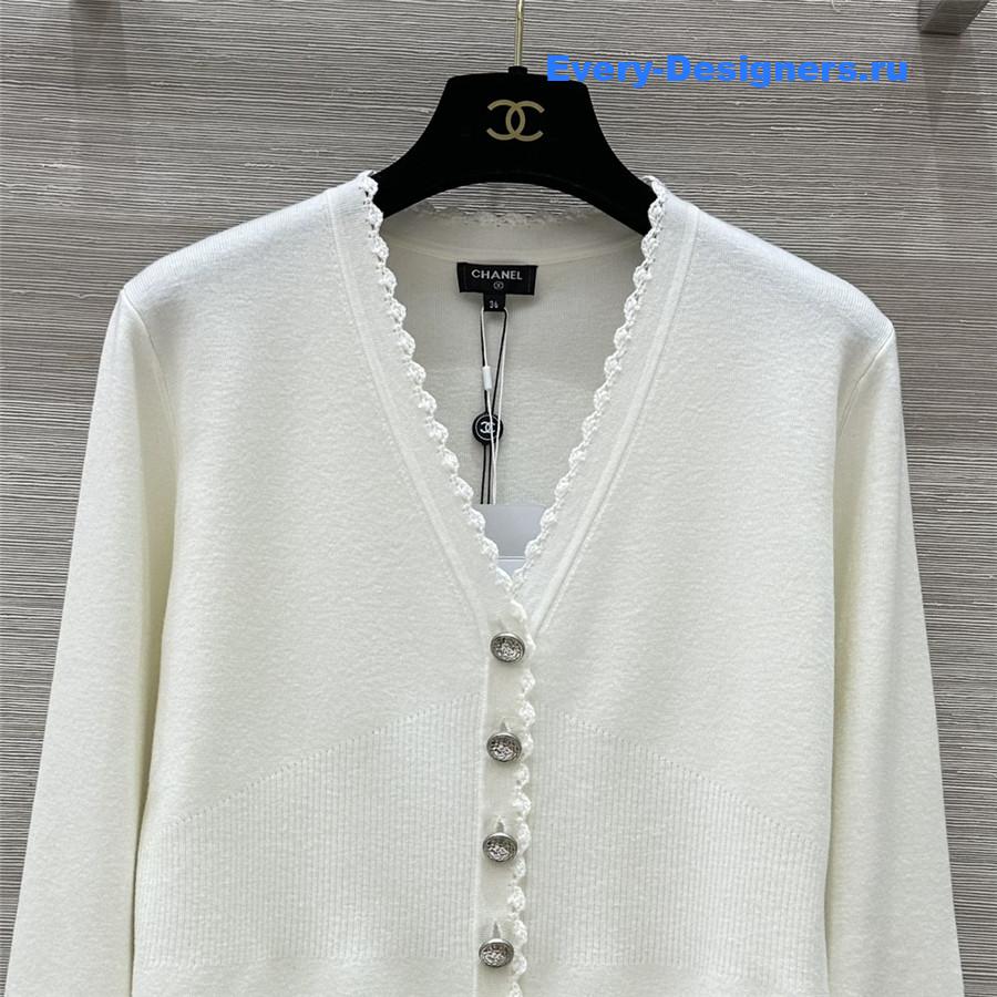 Ch**el v-neck crochet-trim cardigan in white