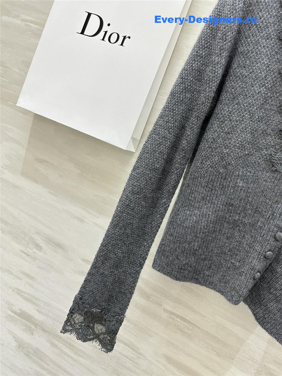 D10r v-neck lace trim cardigan grey