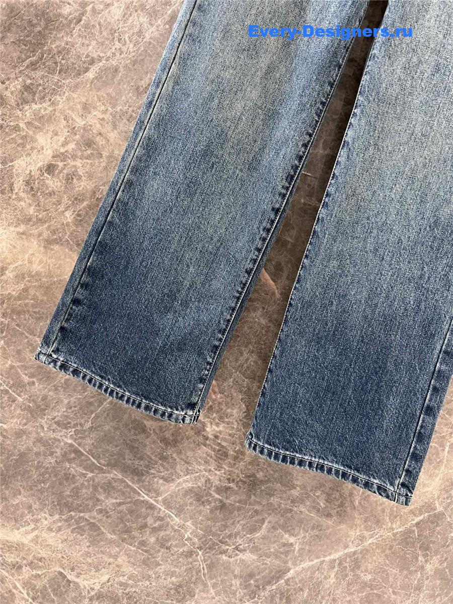Ch**el straight jeans