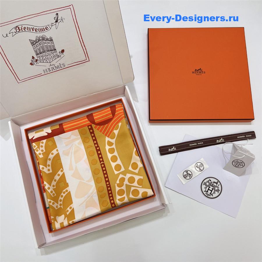 H**me5 “gaucho saddle” 90 scarf