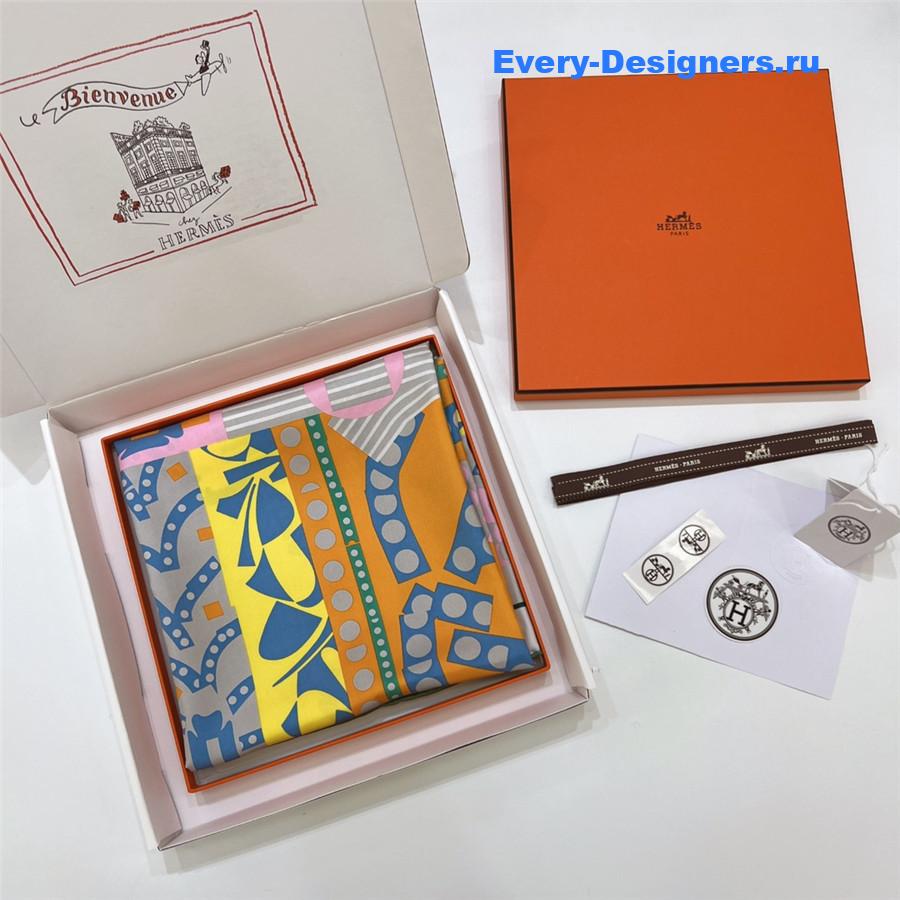 H**me5 “gaucho saddle” 90 scarf