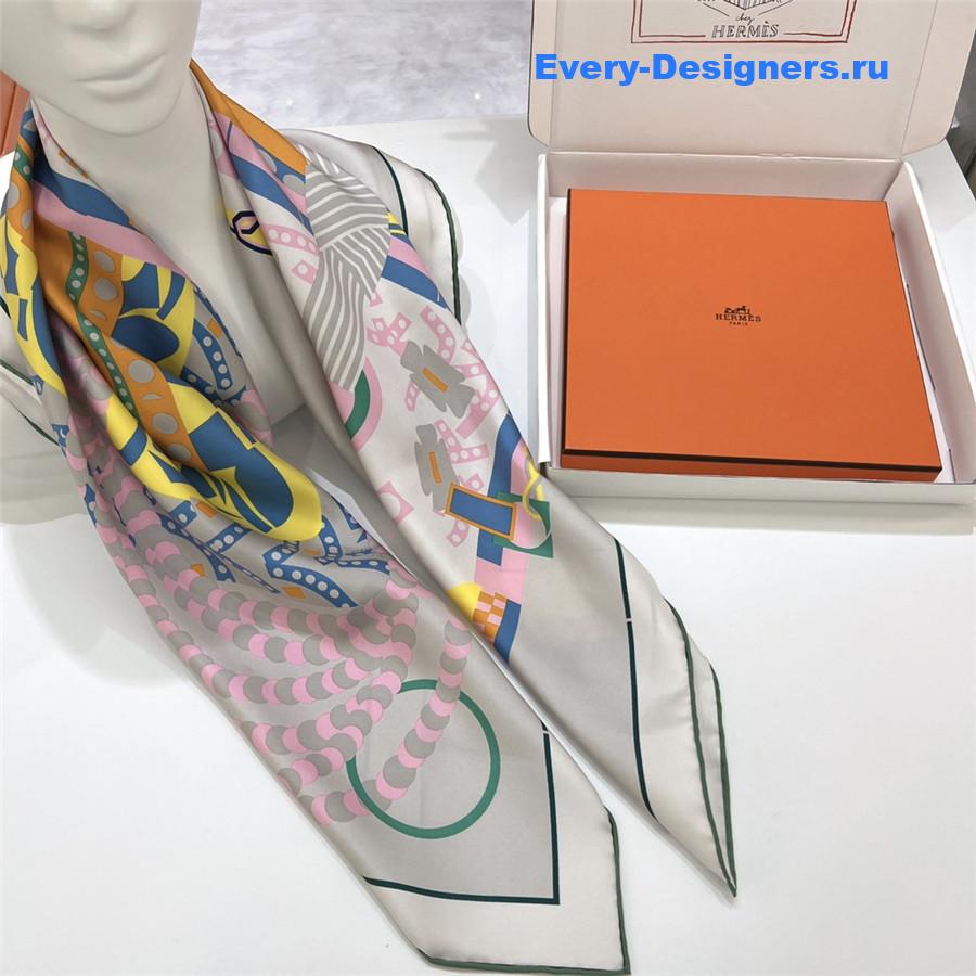 H**me5 “gaucho saddle” 90 scarf