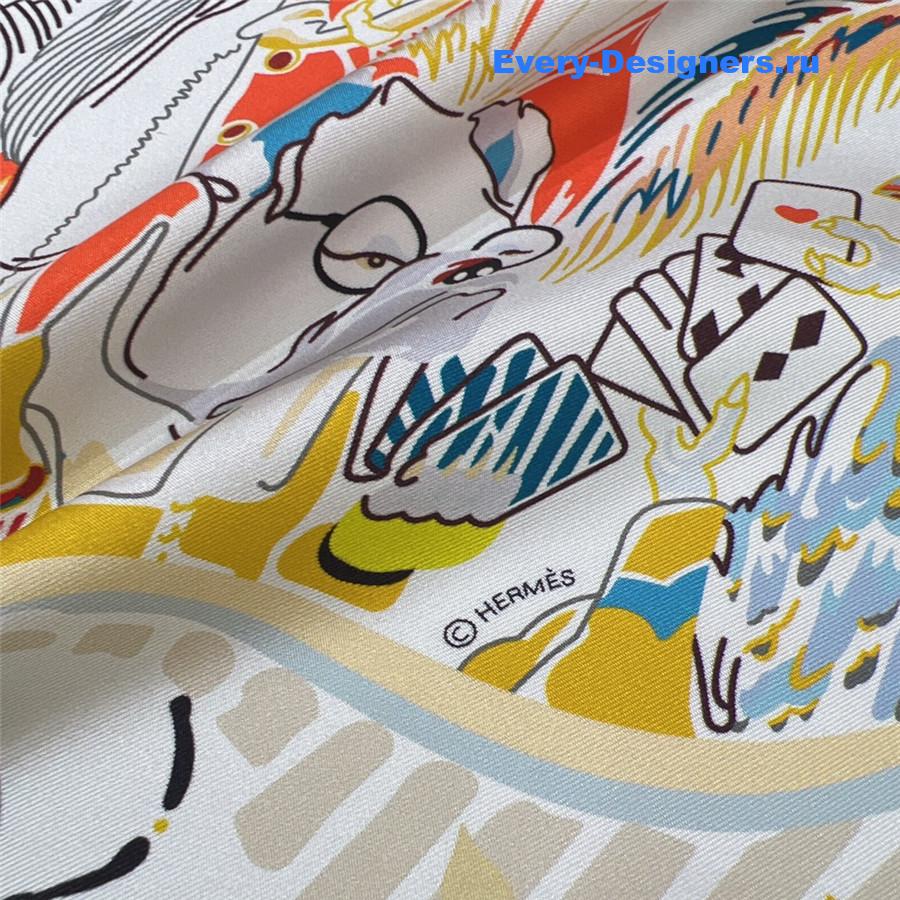 H**me5 “emile’s fantasy night” 90’s scarf