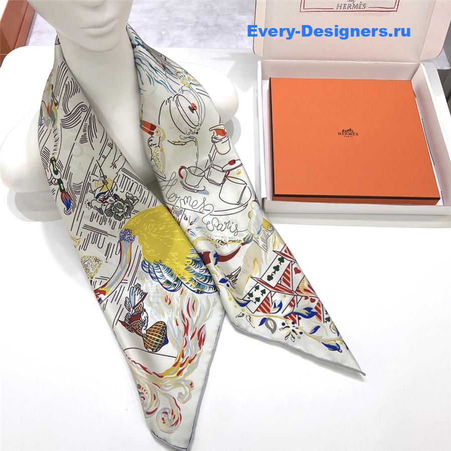 H**me5 “emile’s fantasy night” 90’s scarf