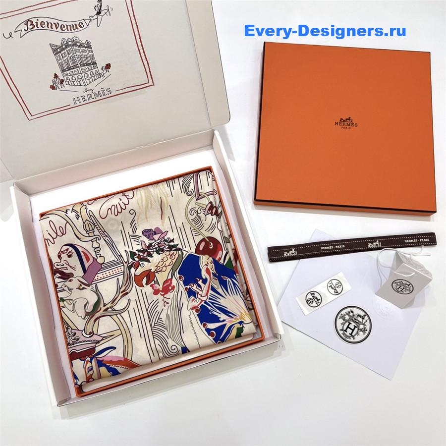 H**me5 “emile’s fantasy night” 90’s scarf