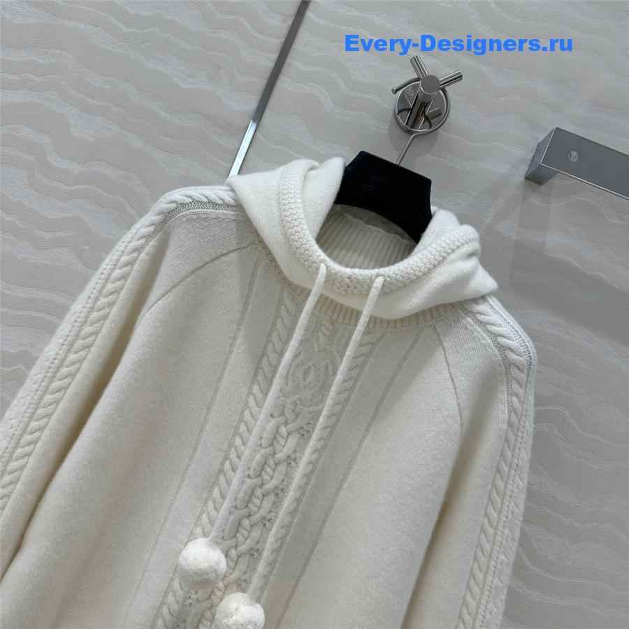 Ch**el white rib cashmere sweater with hood