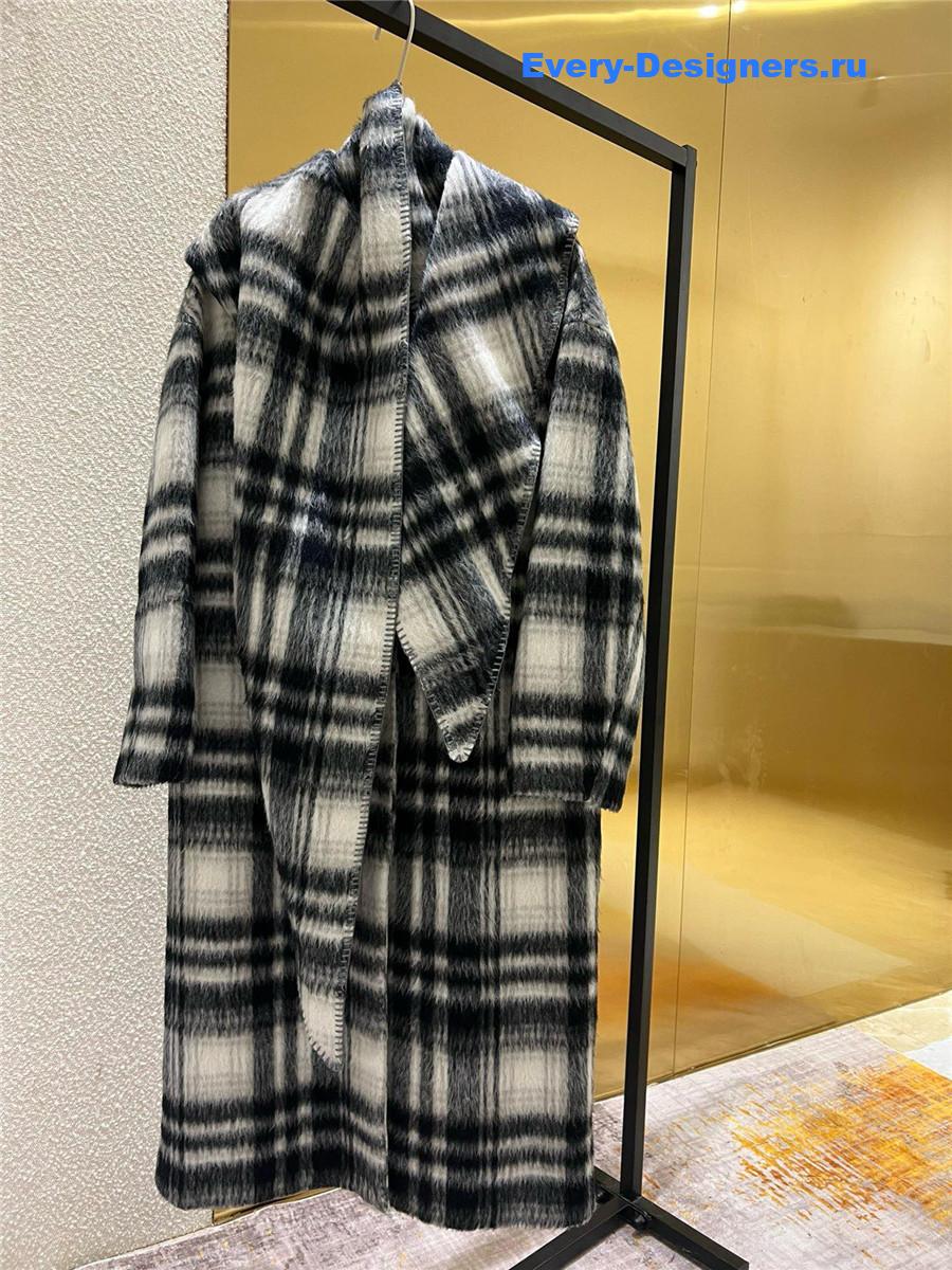 L0ew* classic check coat