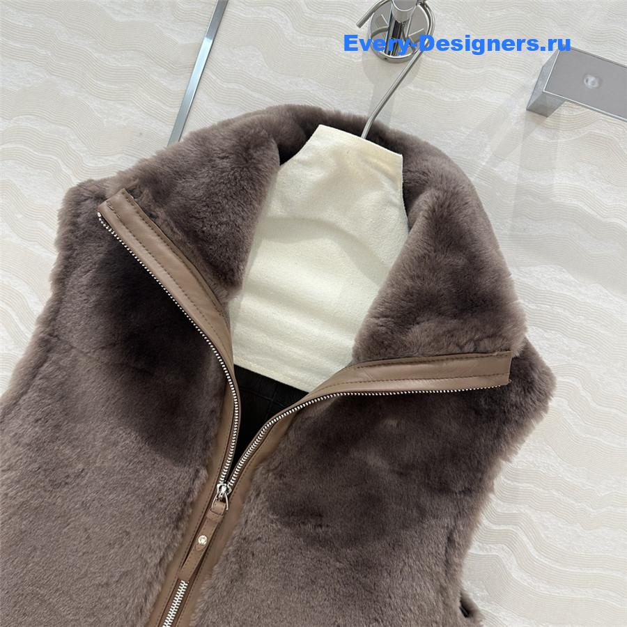 H**me5 shearling vest