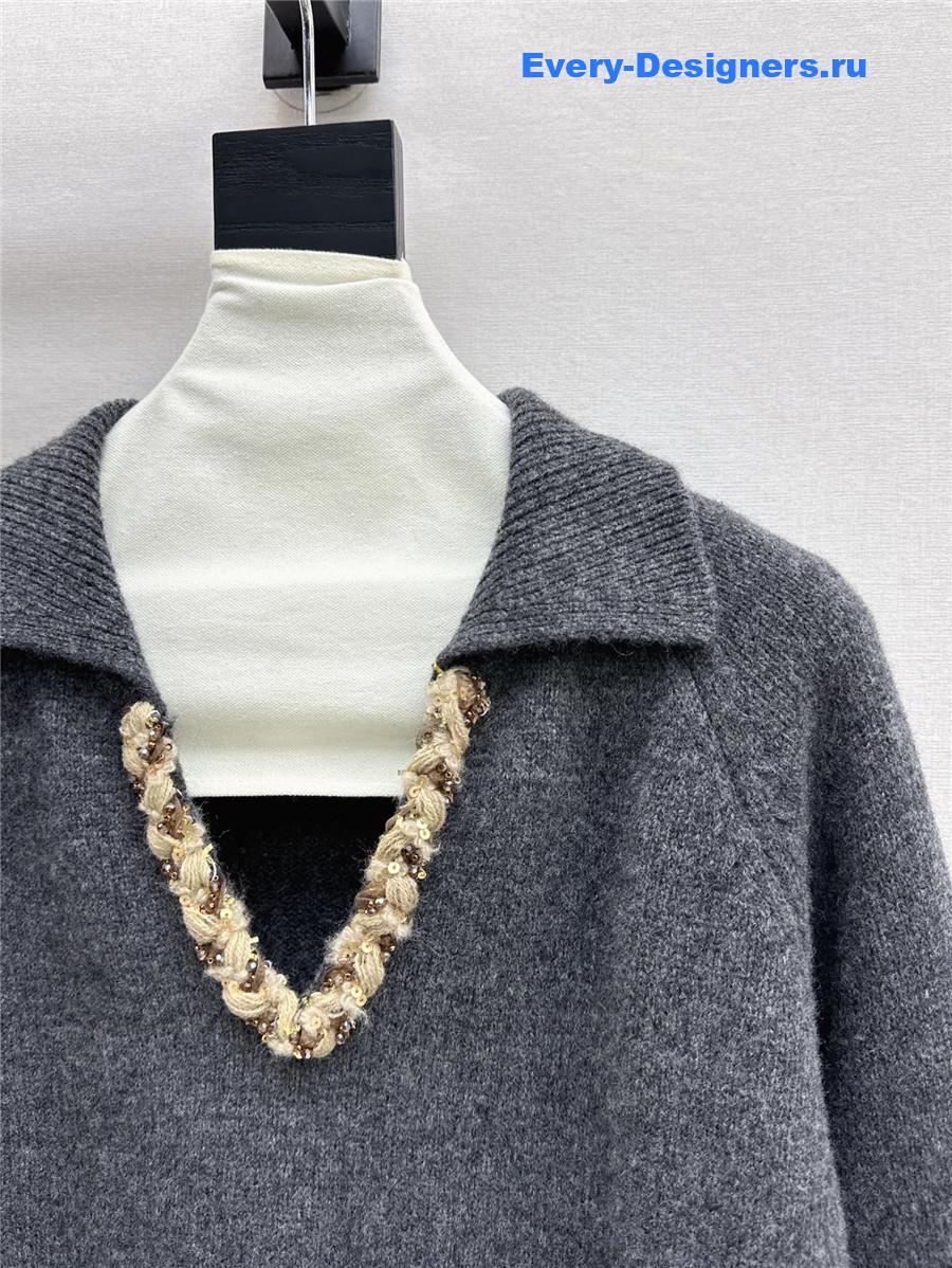 Pra*a lapel v-neck trim sweater grey