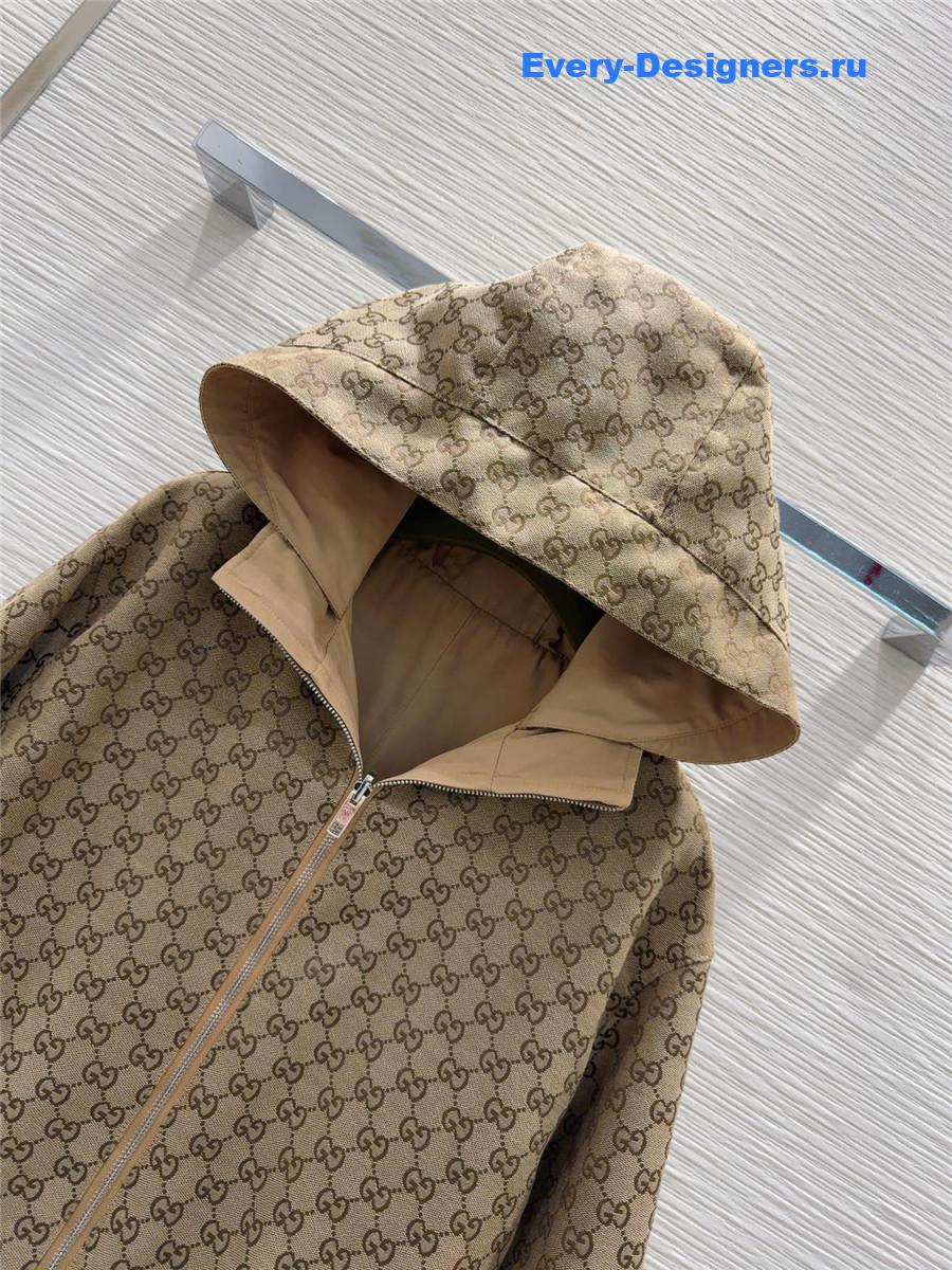 Gvc*1 reversible jacket