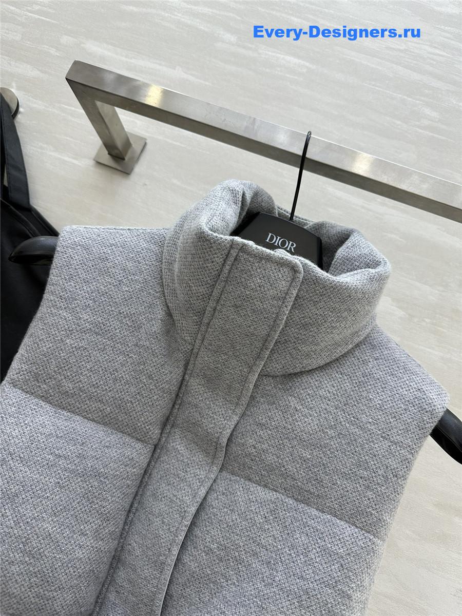 L0r0 P1ana waisted down vest