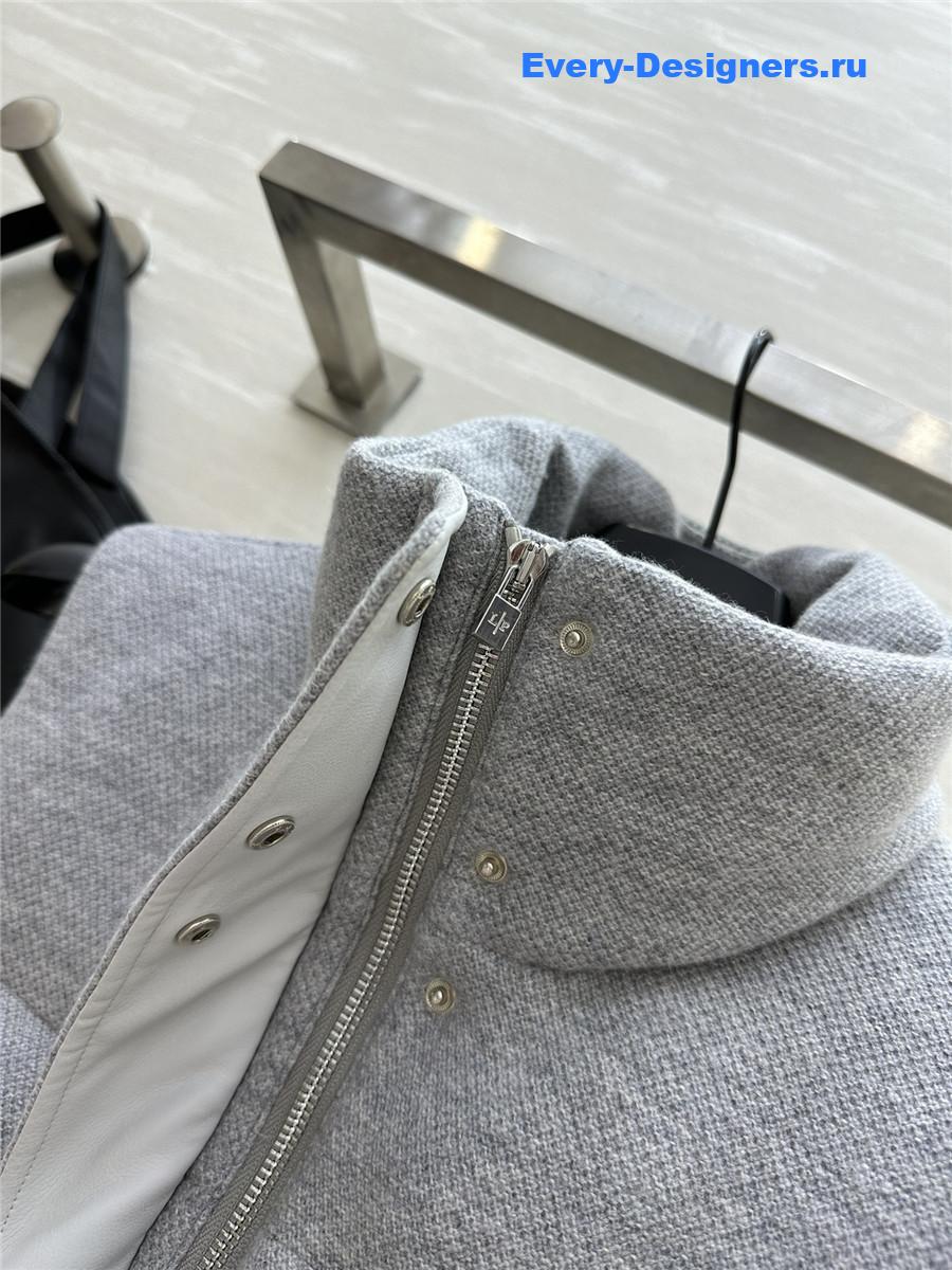 L0r0 P1ana waisted down vest