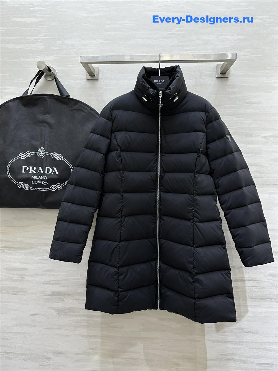 Pra*a stand collar midi down jacket