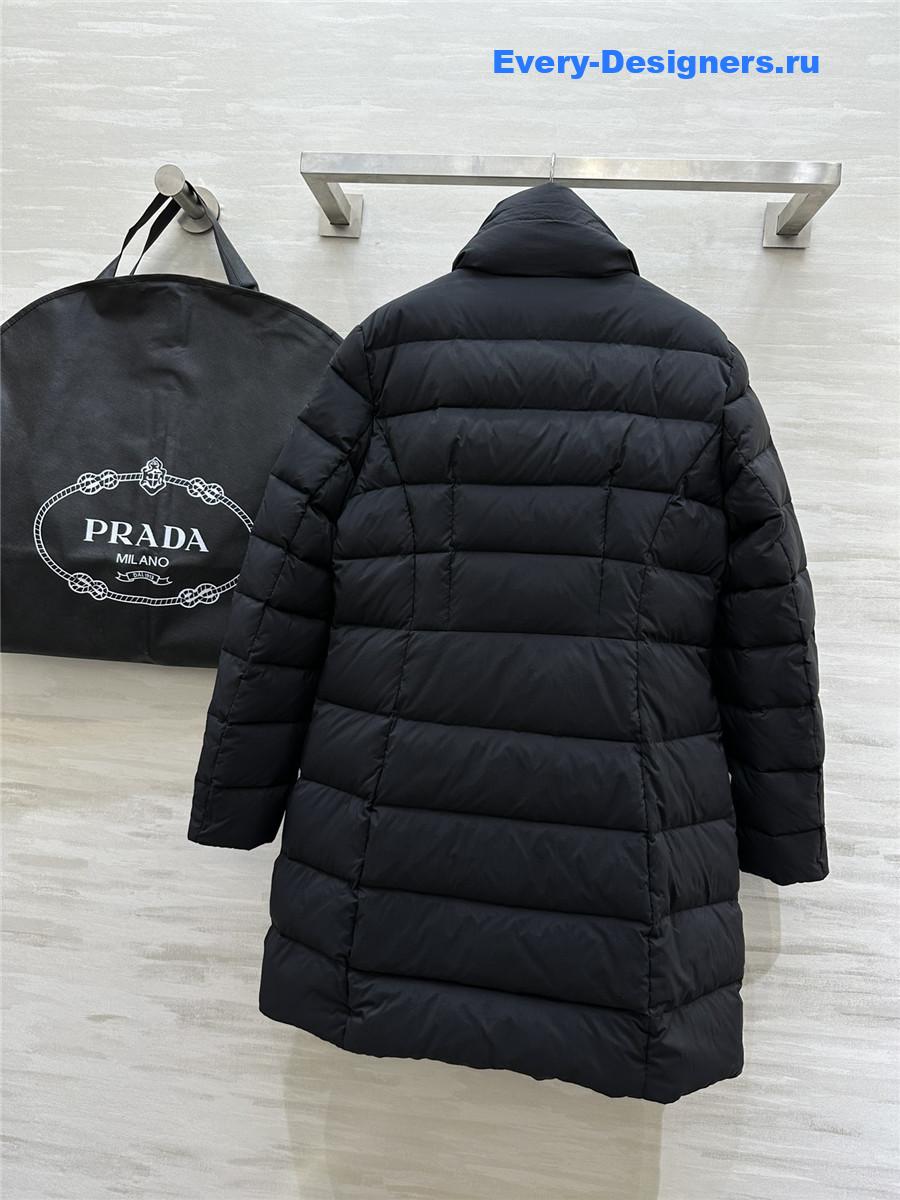 Pra*a stand collar midi down jacket