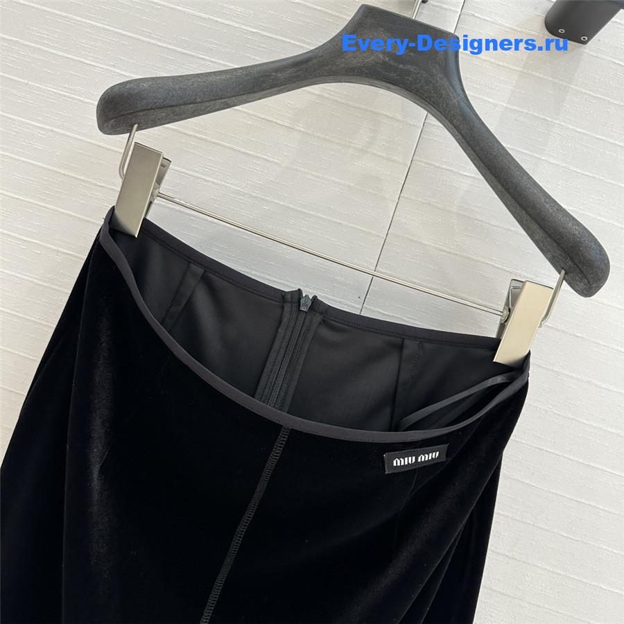 M1um1u velvet label embroidered midi skirt