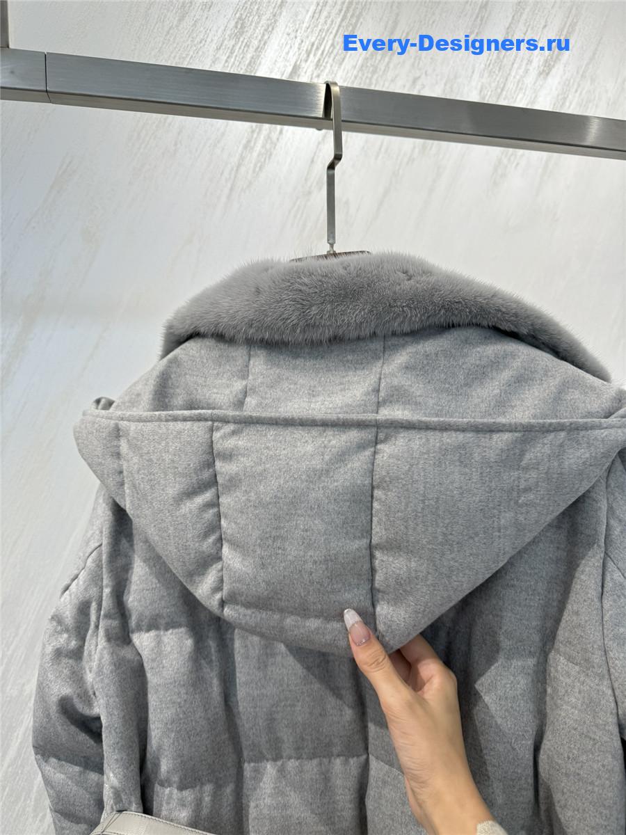 L0r0 P1ana cashmere and goose down jacket