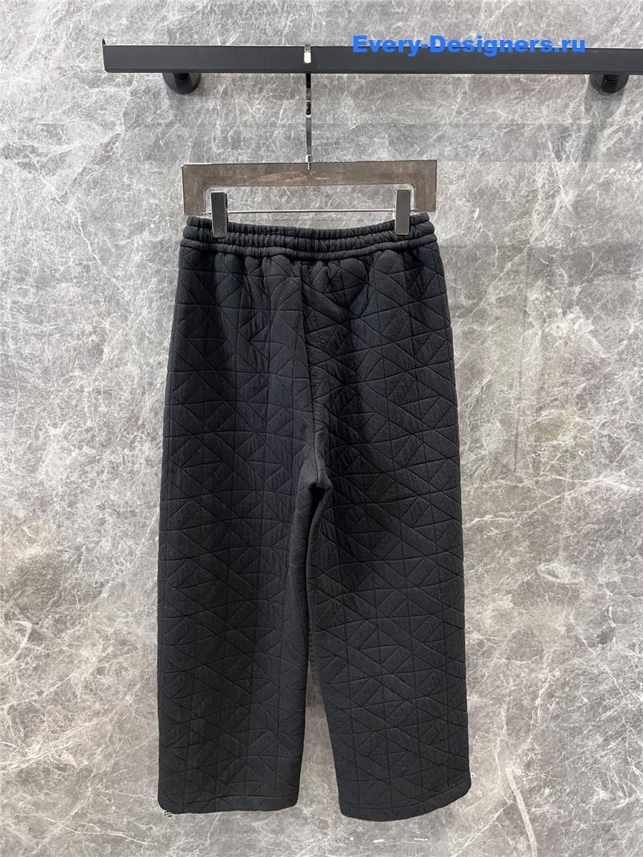 D10r quilted jacket + cuffed cotton pants set