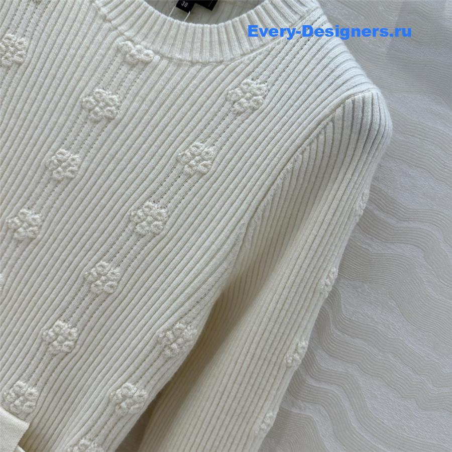Ch**el belted jacquard rib sweater white