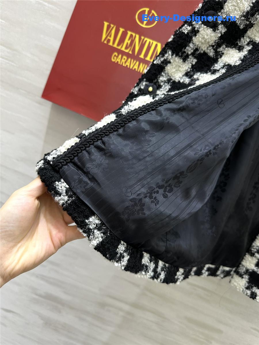 Va1e*ntin0 houndstooth wool coat