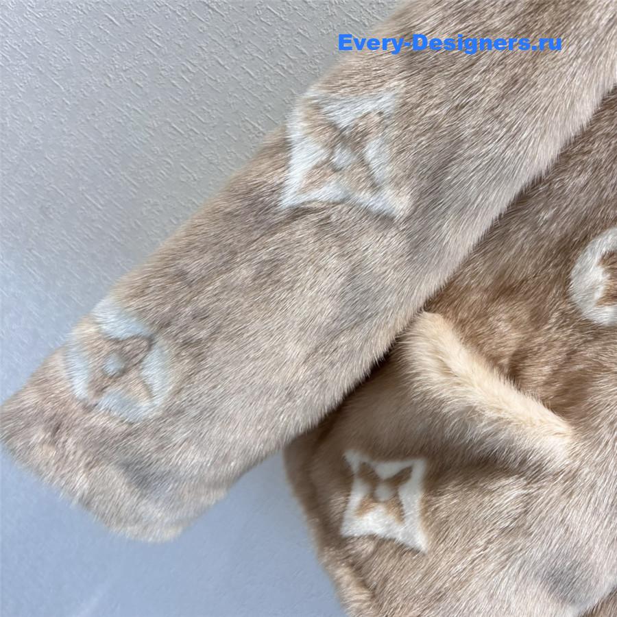 l0vis Vvtt0n lv short mink coat