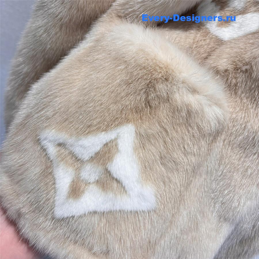 l0vis Vvtt0n lv short mink coat