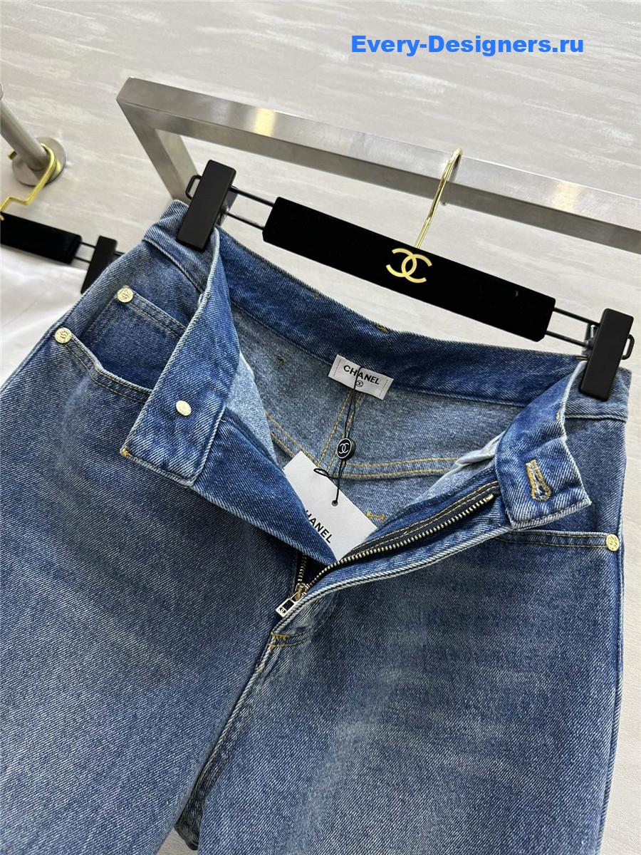 Ch**el fleece straight jeans