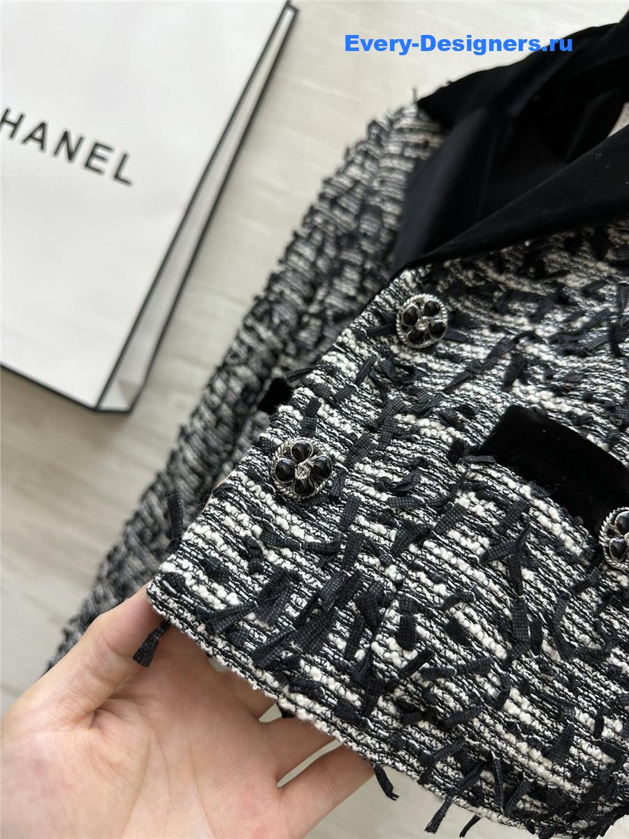 Ch**el velvet collar patchwork short coat