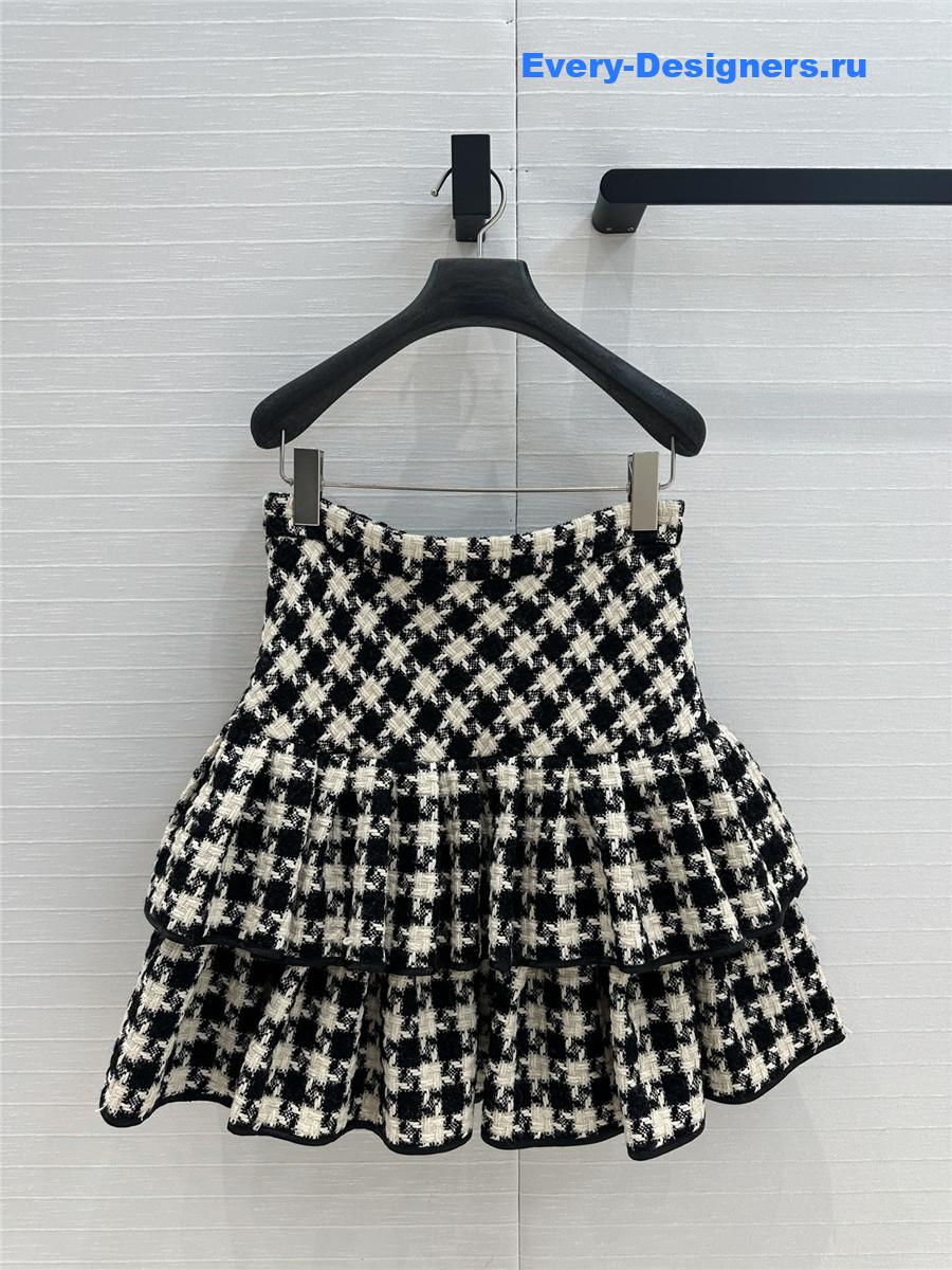 Va1e*ntin0 houndstooth cake skirt