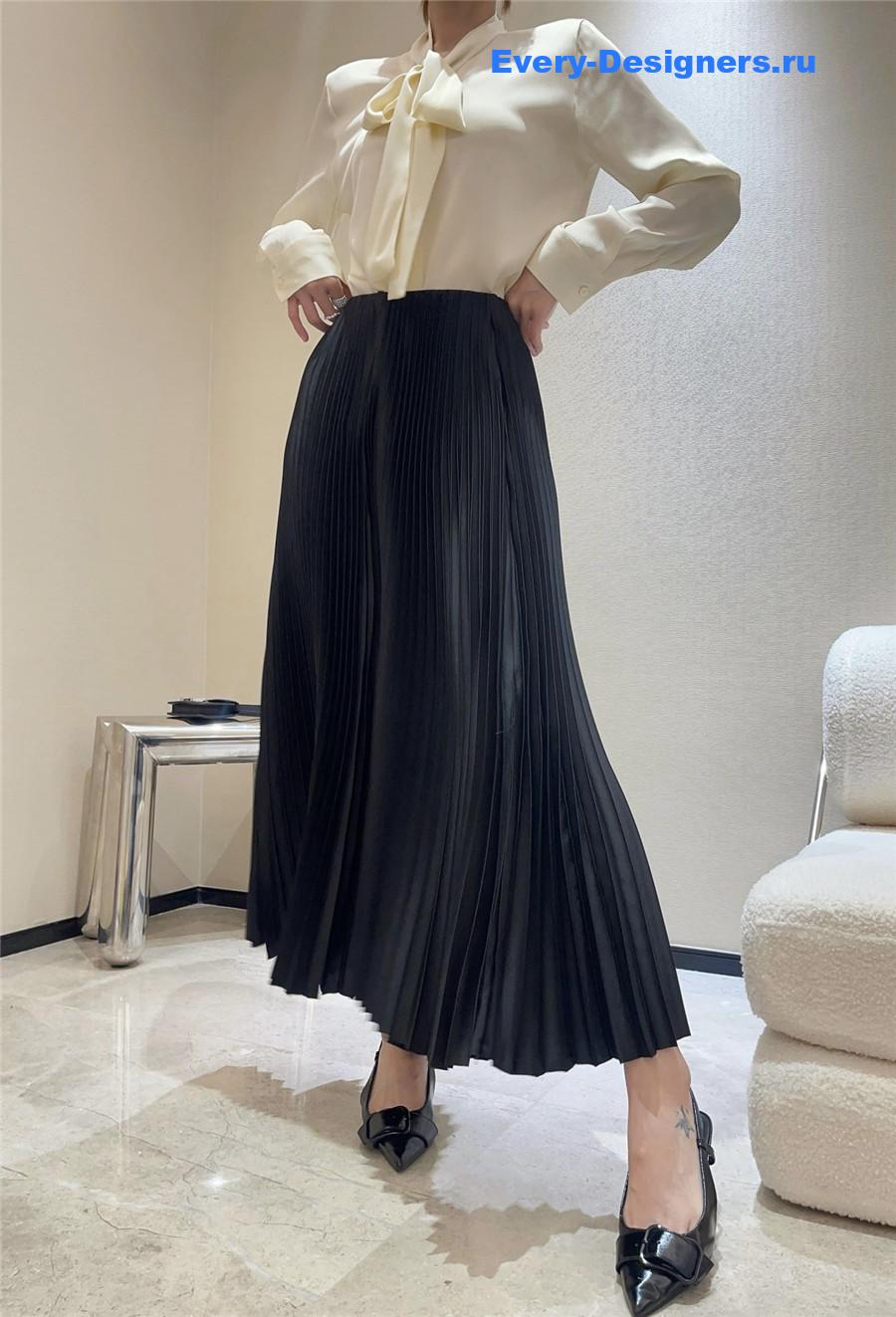 D10r pleated skirt