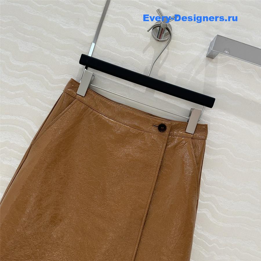 M1um1u patent leather midi skirt