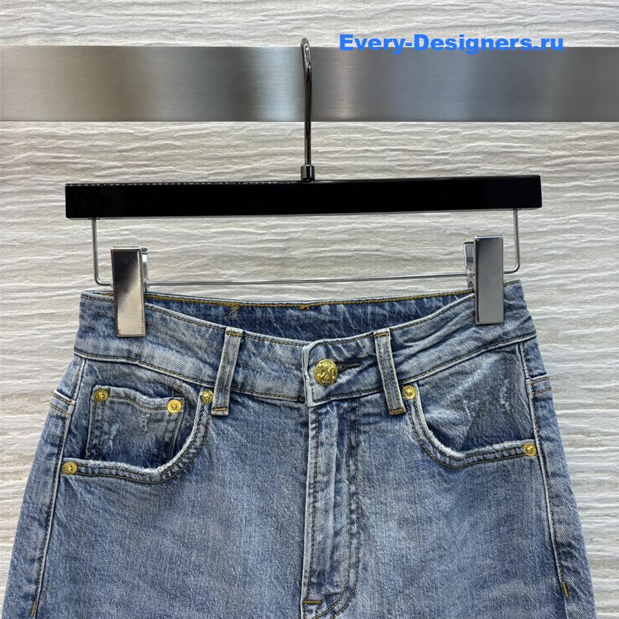 Ce1i*e washed blue jeans