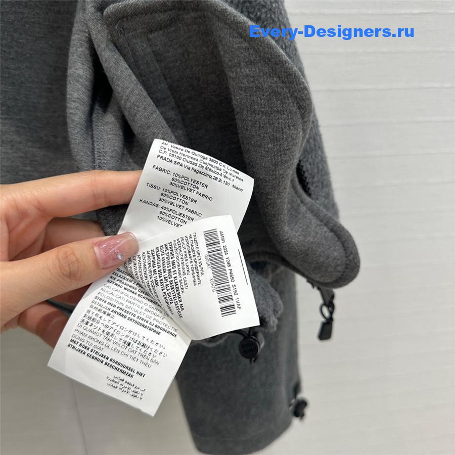 M1um1u girlish grey suit