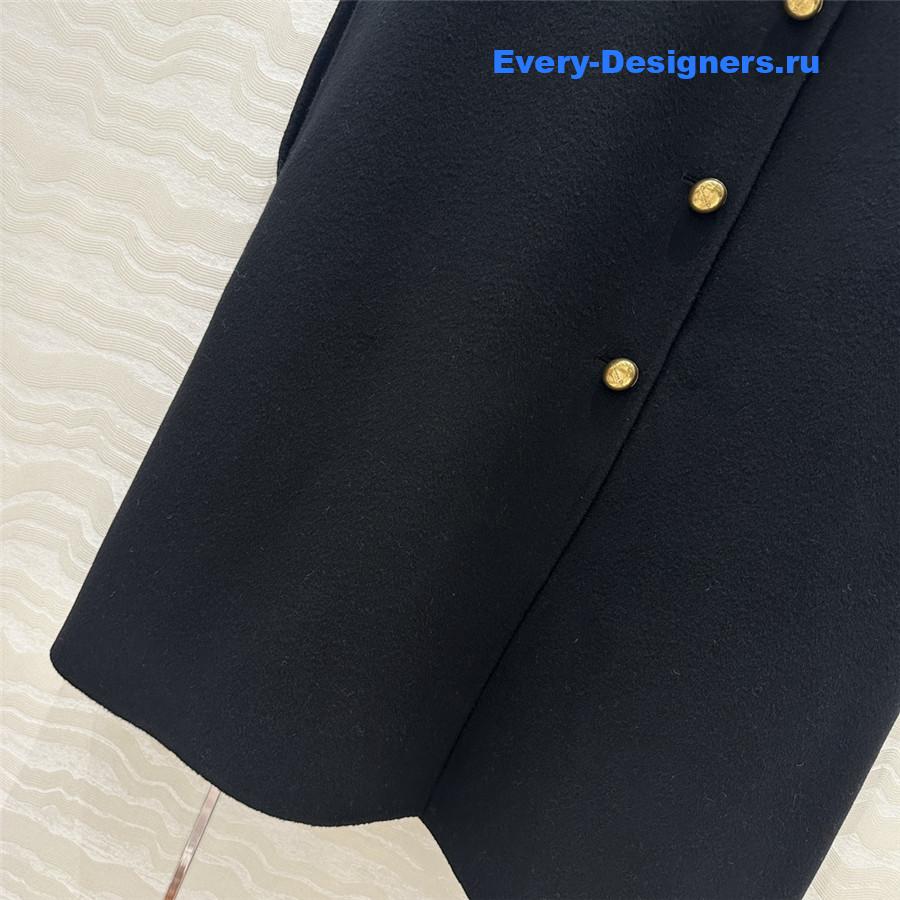 D10r women’s cashmere cape coat