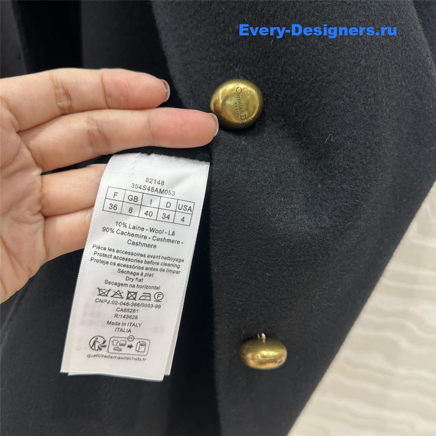 D10r women’s cashmere cape coat