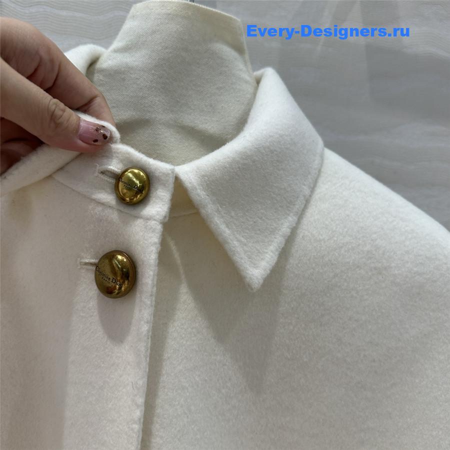 D10r women’s cashmere cape coat in white