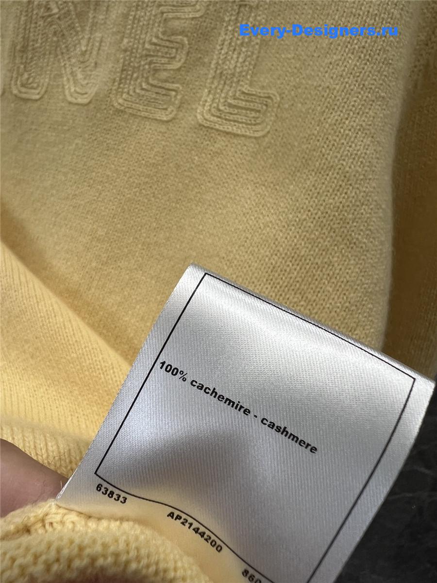 Ch**el wool knitted lettering crew neck sweater set yellow