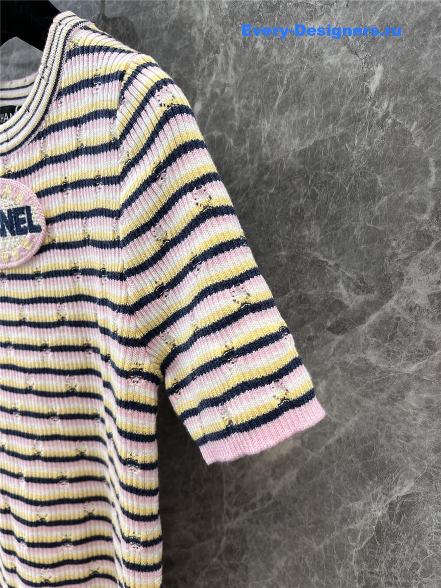 Ch**el logo striped crew neck knit top