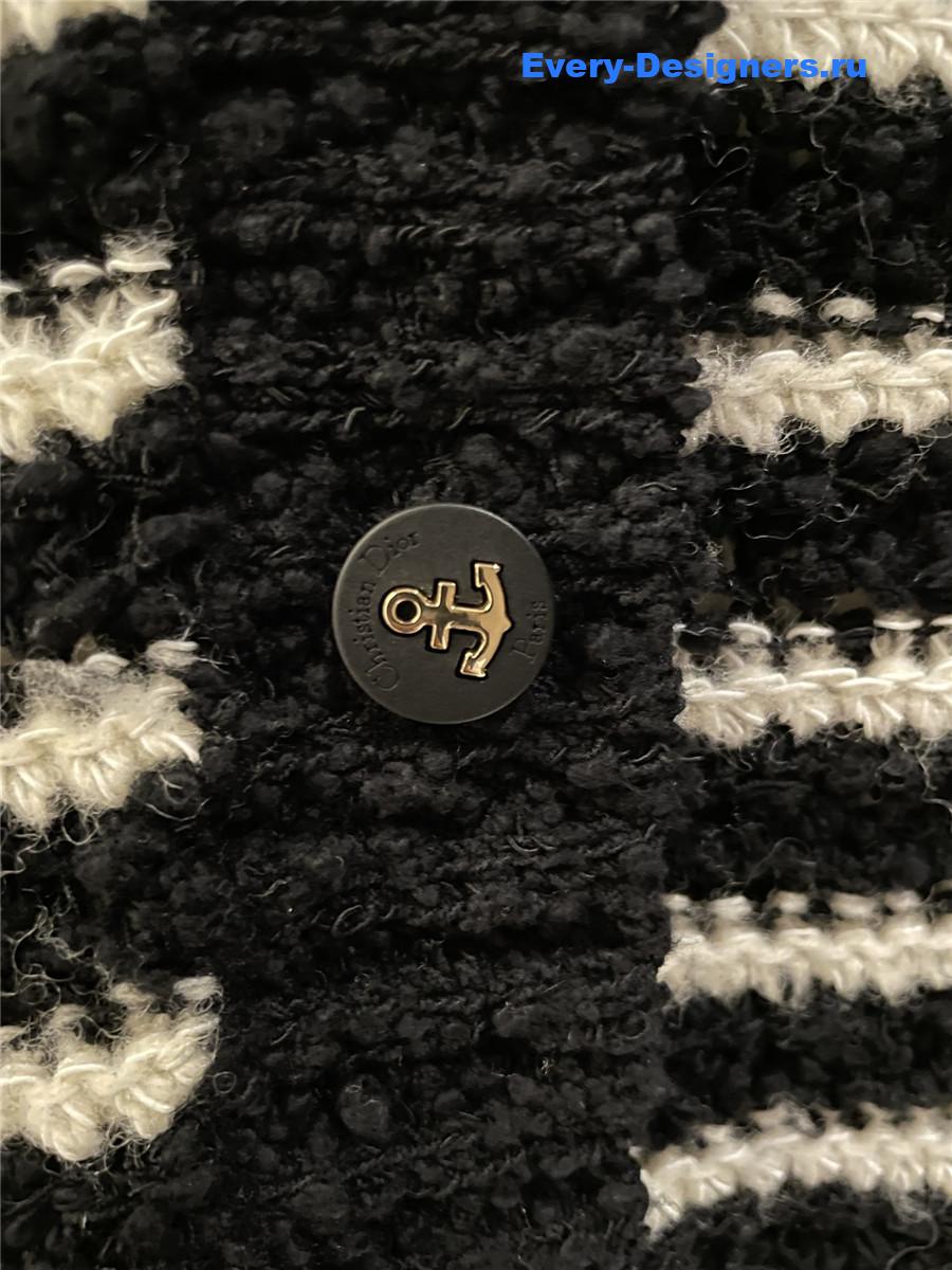 D10r cd black white striped cardigan