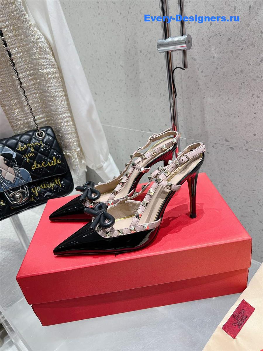 Va1e*ntin0 rockstud bow patent leather beige slingback pump