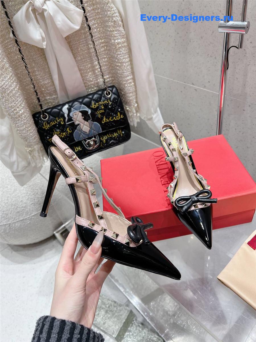 Va1e*ntin0 rockstud bow patent leather beige slingback pump