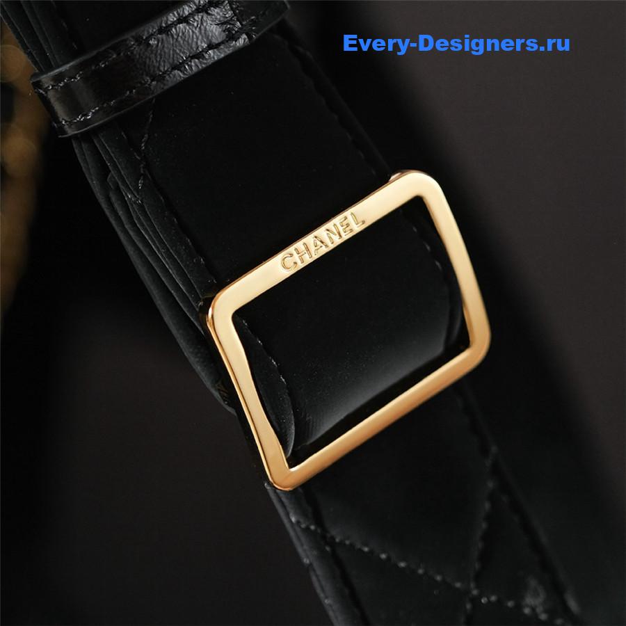 Ch**el large coco neige leather bag