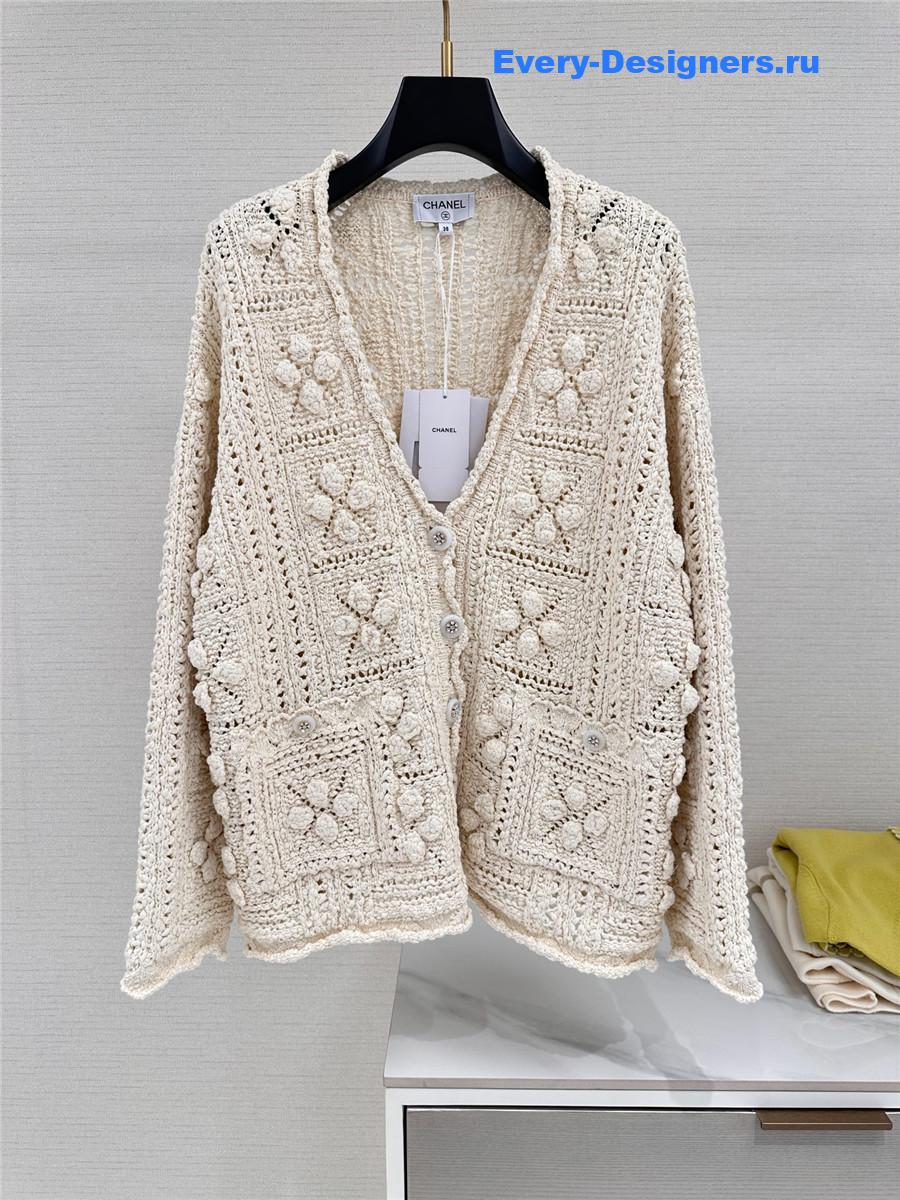 Ch**el white v-neck cutout cardigan