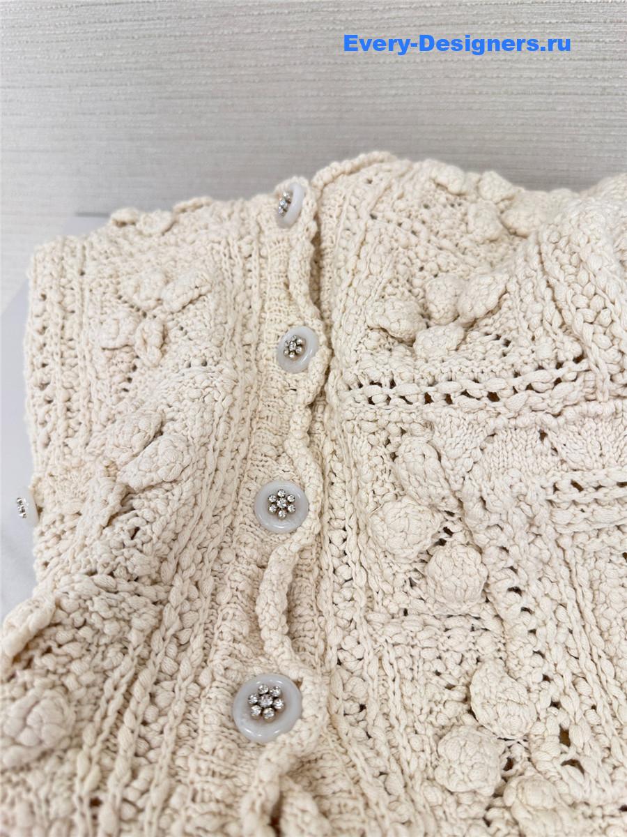 Ch**el white v-neck cutout cardigan