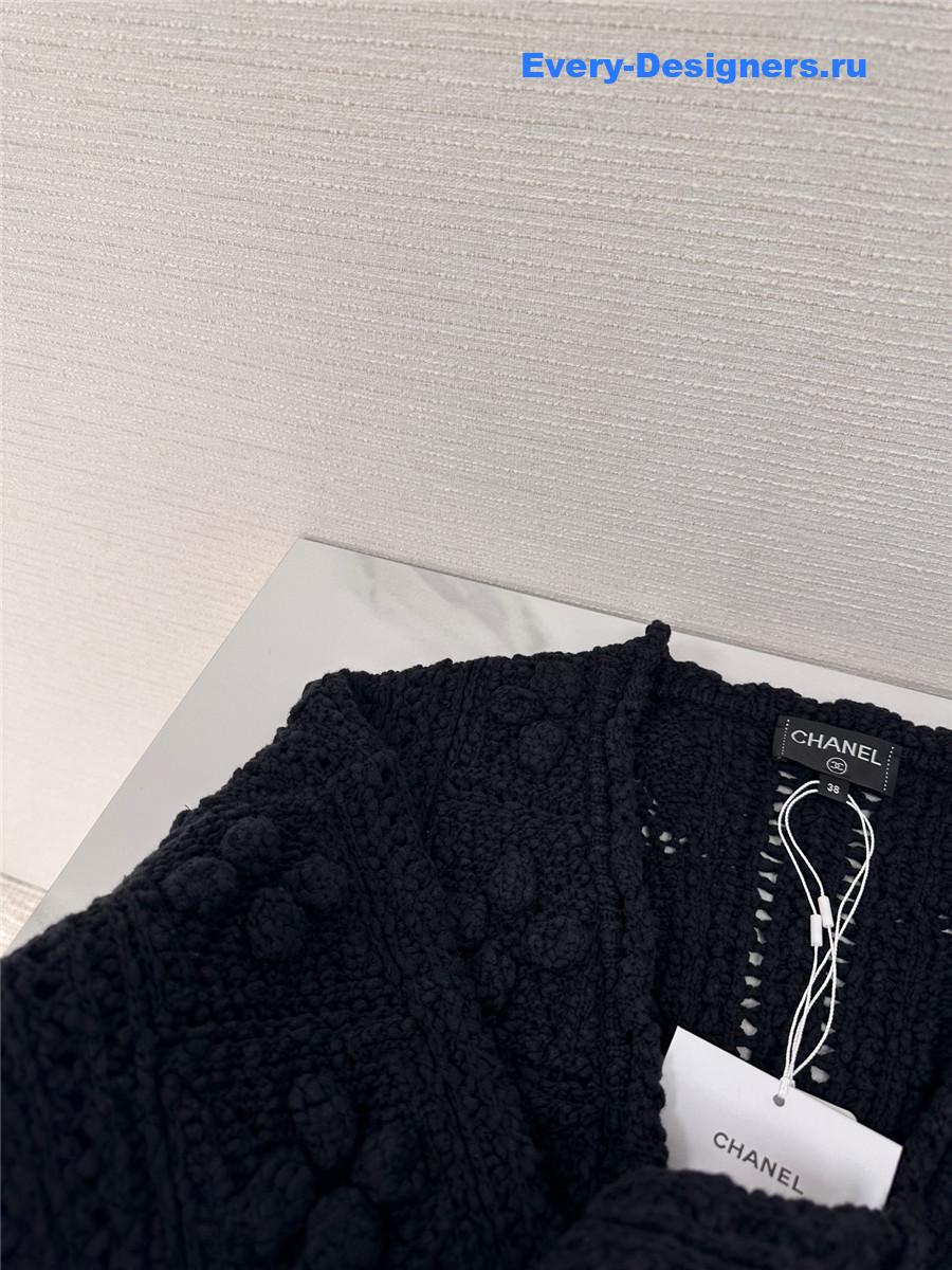 Ch**el black v-neck cutout cardigan