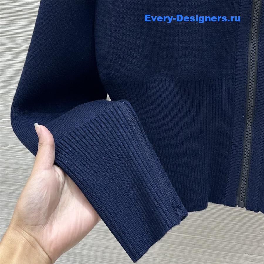 D10r blue oversize-collar zip-front cardigan