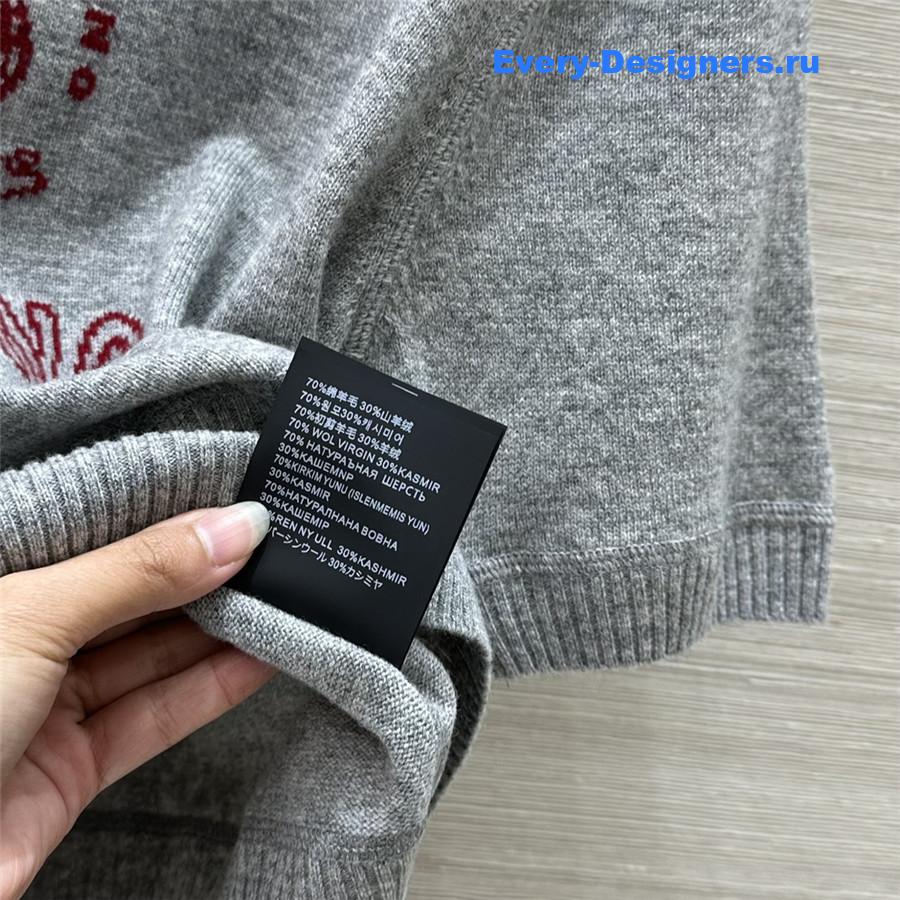 Pra*a logo grey cashmere sweater