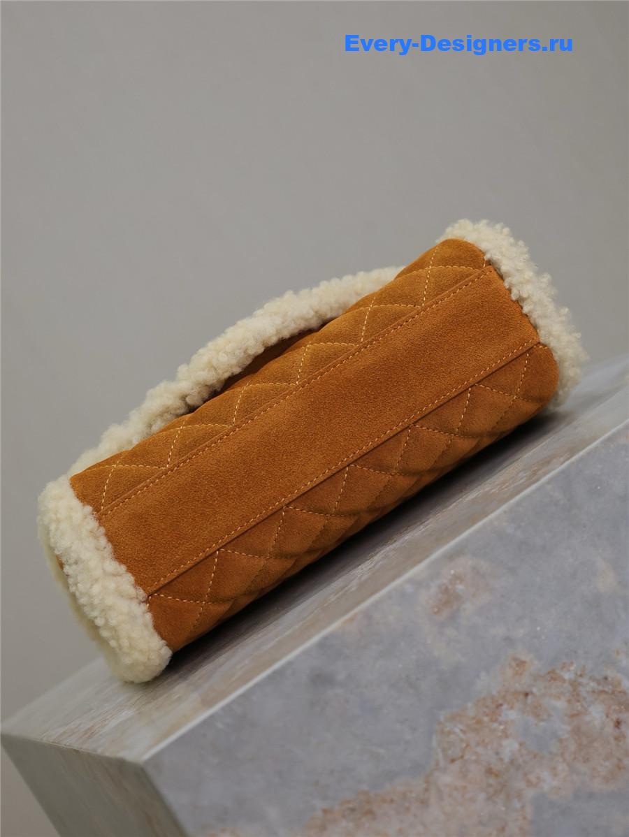 Sa1nt Lau*nt envelope shearling shoulder bag