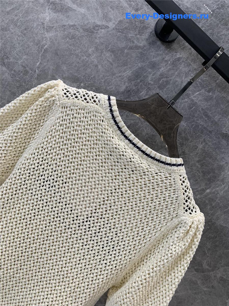 D10r hollow knit short-sleeved top